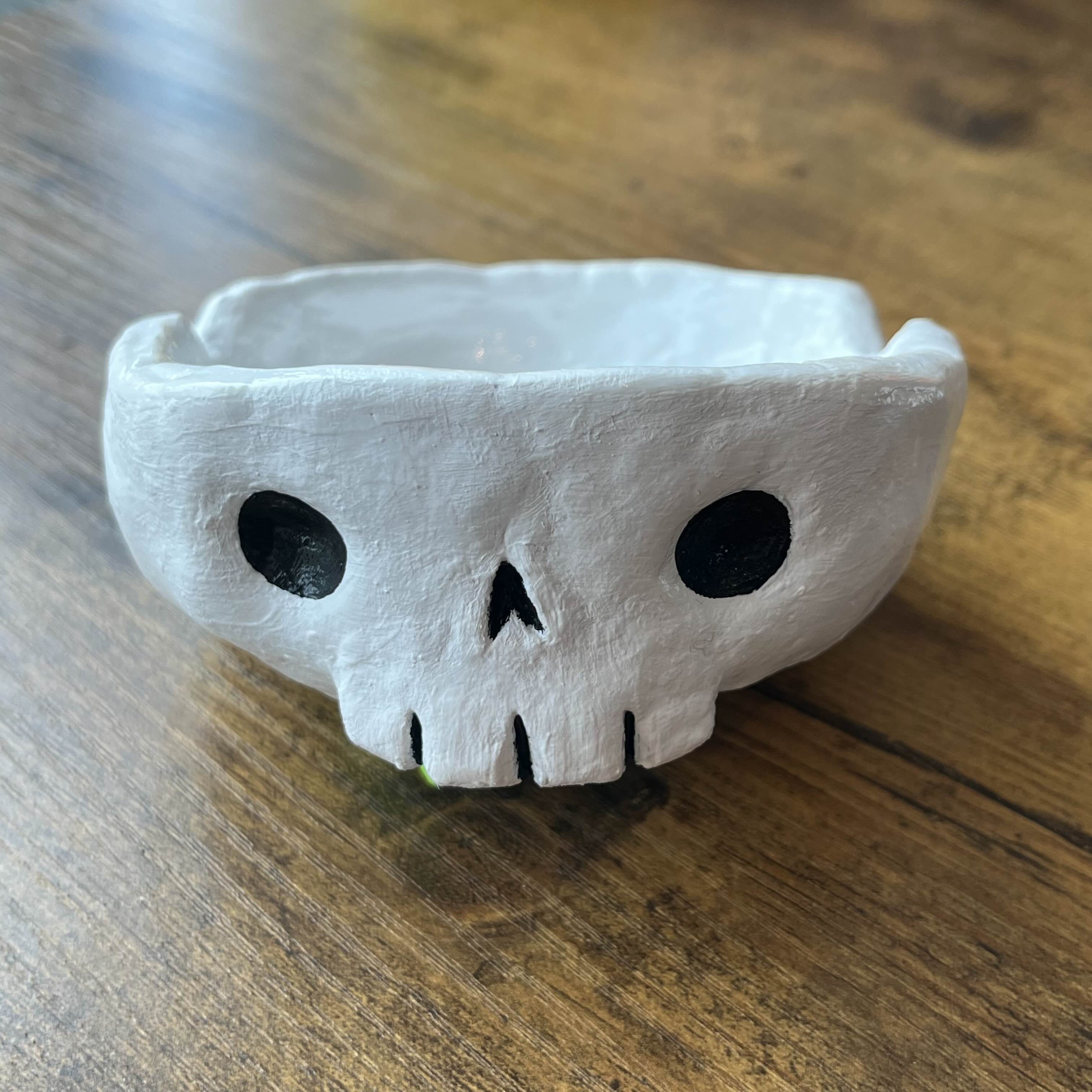 Skull ash tray